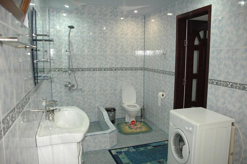 Edemi Hotel Kʼutʼaisi Quarto foto