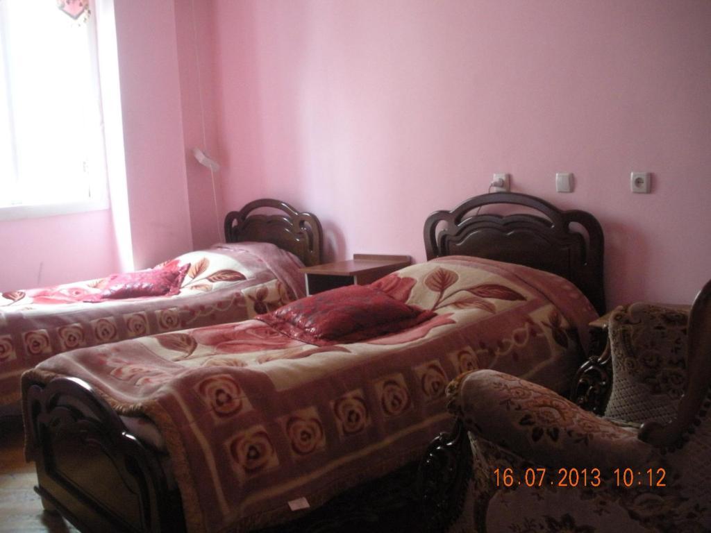 Edemi Hotel Kʼutʼaisi Quarto foto