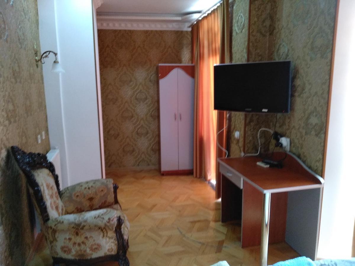 Edemi Hotel Kʼutʼaisi Exterior foto